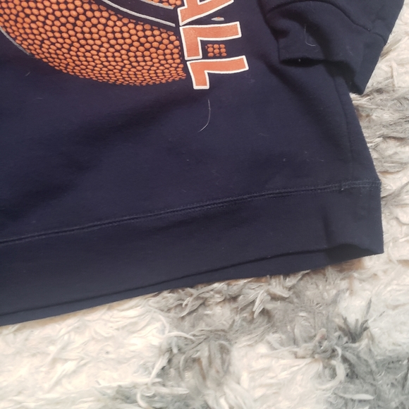 Boys basketball sweatshirt - Picture 4 of 6
